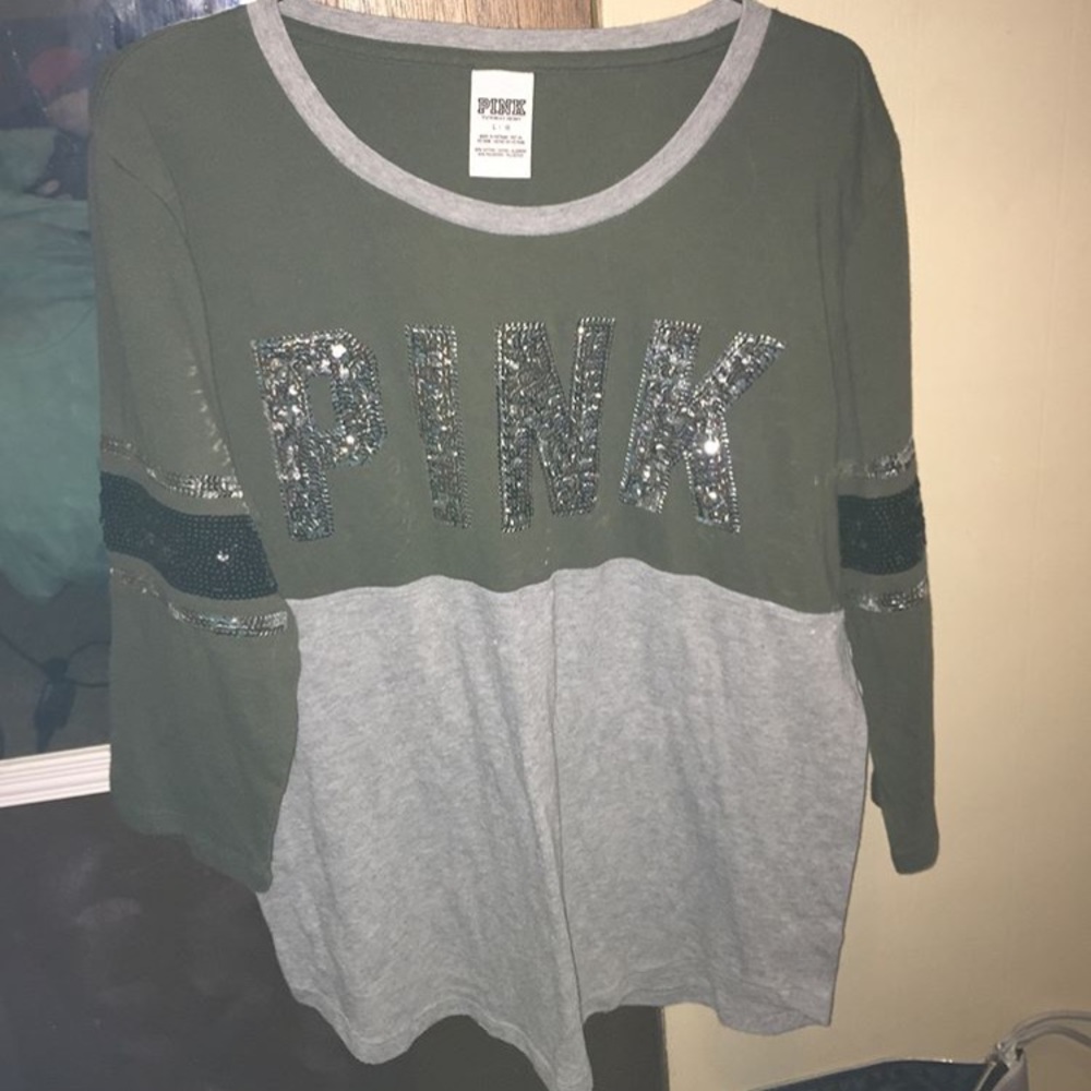 Victoria’s Secret PINK tee